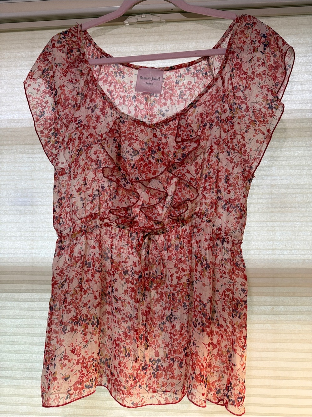 Romeo & Juliet Couture Cream Floral Ruffle Blouse with Red Accents